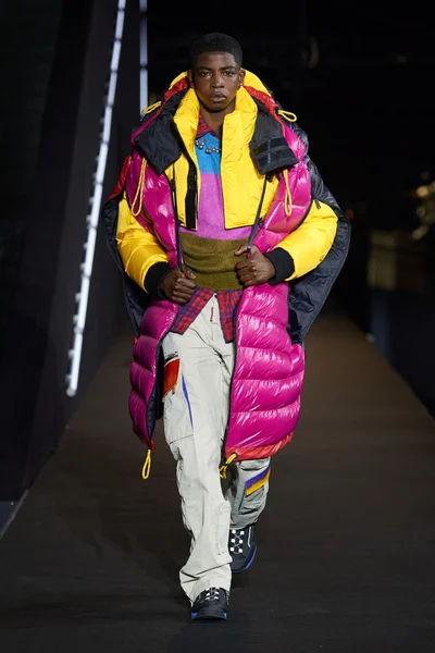 Look 37